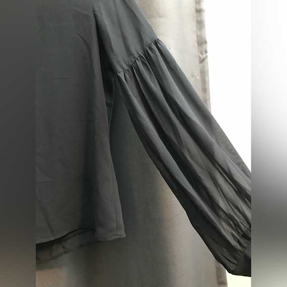 Express grey sheer long sleeve loose blouse size xs - Picture 4 of 4